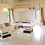 Apartamento Atlantis Chalki Town