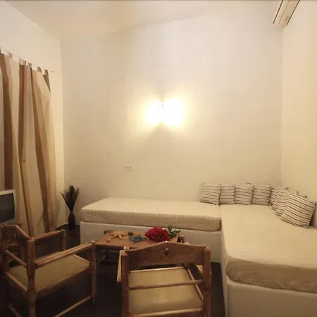 Atlantis Apartamento Chalki Town