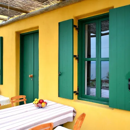 Apartamento Atlantis Chalki Town